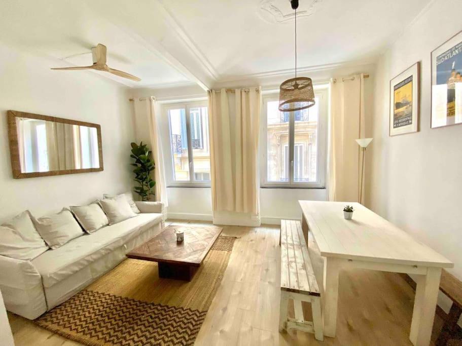 Charmant Appartement Plein Centre マルセイユ エクステリア 写真
