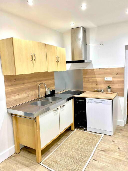 Charmant Appartement Plein Centre マルセイユ エクステリア 写真